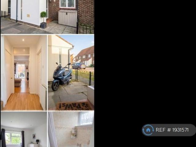 Brabazon Avenue, Wallington, SM6 2 bed terraced house to rent £1,990 pcm £459 pw