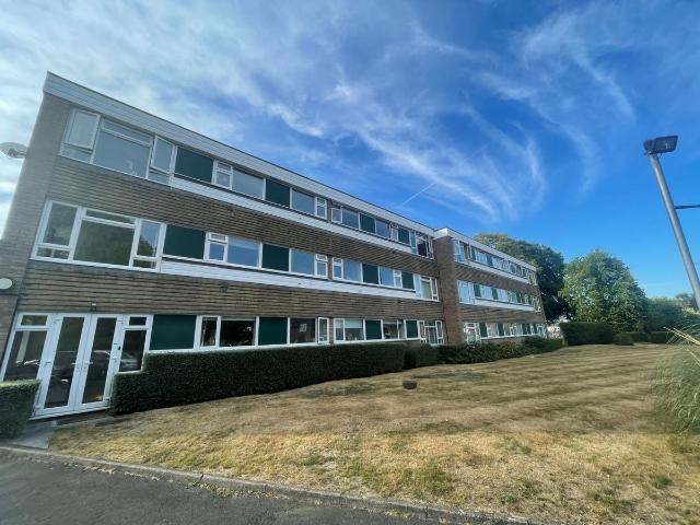 Bracebridge Court, 89 Metchley Lane, Birmingham B17, 2 bed flat to rent, £1,100 pcm | PrimeLocation
