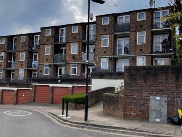 Bracknell Close, London, N22 5RE, United Kingdom | 2 bed apartment for rent #138512456 | Rentberry
