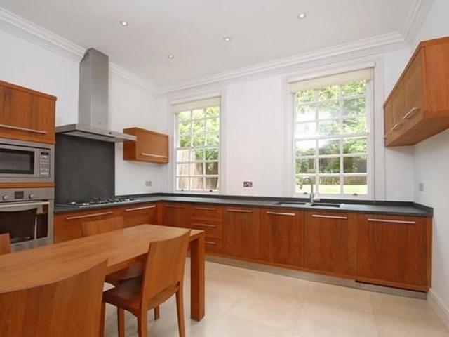 Bracknell Gardens, Hampstead NW3, 4 bed flat to rent, £10,900 pcm | PrimeLocation