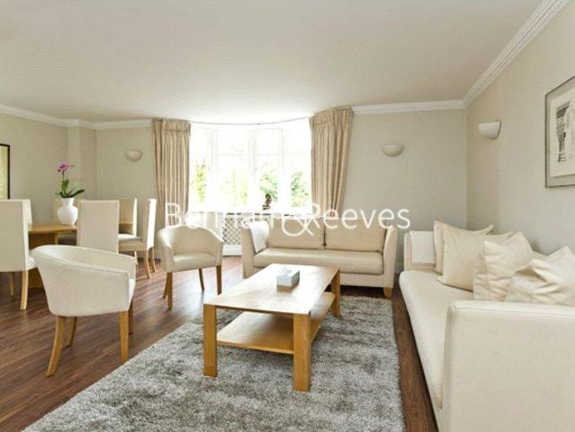 Bracknell Gardens, London, NW3 3 bed apartment to rent £4,000 pcm £923 pw
