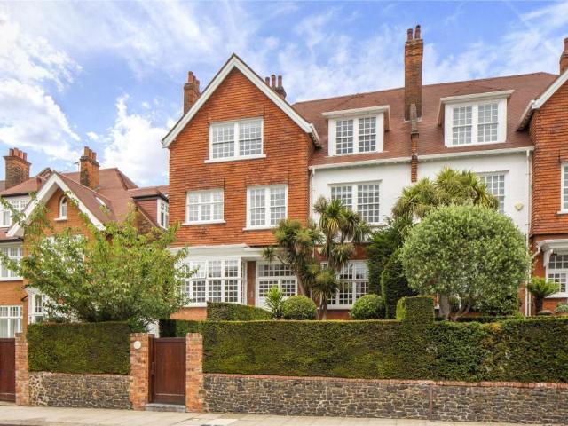 Bracknell Gardens, London, NW3 4 bed apartment to rent £10,900 pcm £2,515 pw
