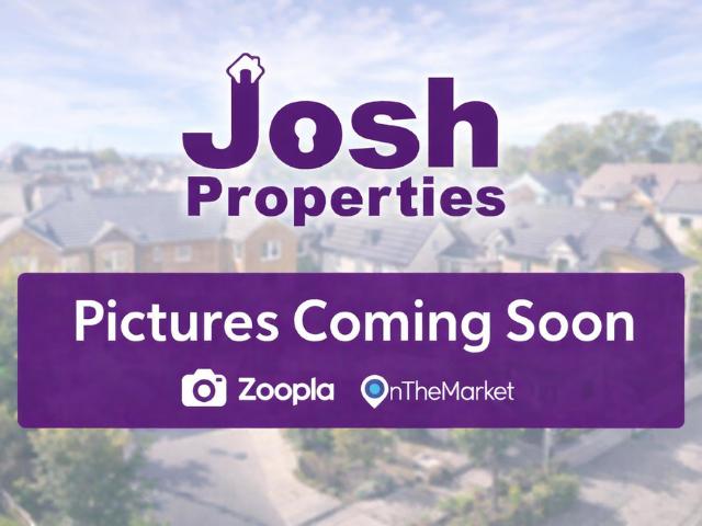 Bracken Drive, Chigwell IG7 5 bed semi detached house to rent £3,000 pcm £692 pw