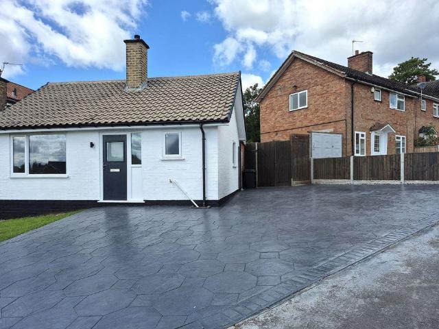Bracken Drive, Sutton Coldfield B75 2 bed semi detached house to rent £1,300 pcm £300 pw