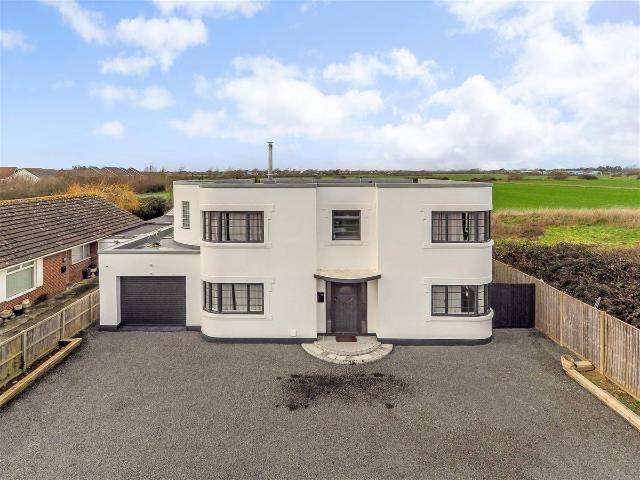 Bracklesham Lane, Bracklesham Bay, Chichester PO20, 5 bed detached house to rent, £3,000 pcm | PrimeLocation