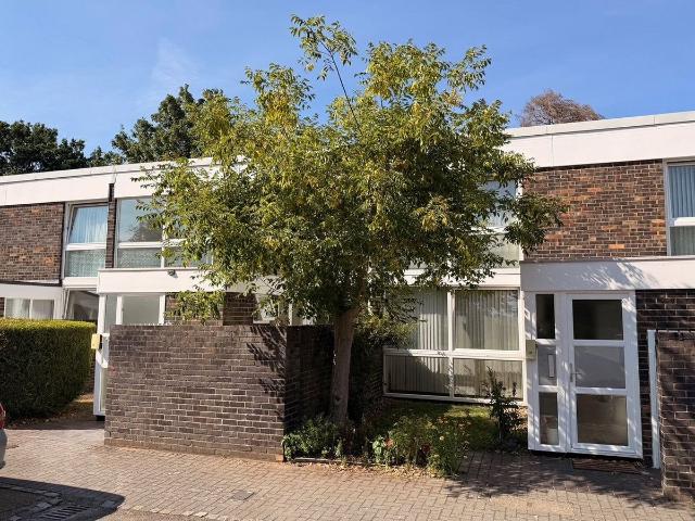 Brackley, Weybridge, Surrey KT13, 3 bed terraced house to rent, £2,700 pcm | PrimeLocation