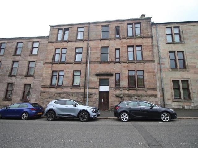 Brachelston Street, Greenock 1 bed flat to rent £450 pcm £104 pw