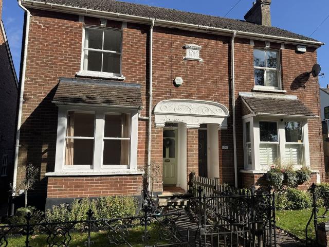 Bradbourne Road, Sevenoaks, Kent TN13, 4 bed property to rent, £2,395 pcm | PrimeLocation