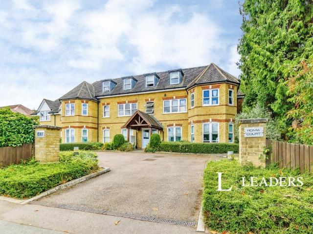 Bradbourne Vale Road, Sevenoaks. 2 bed flat to rent £2,050 pcm £473 pw