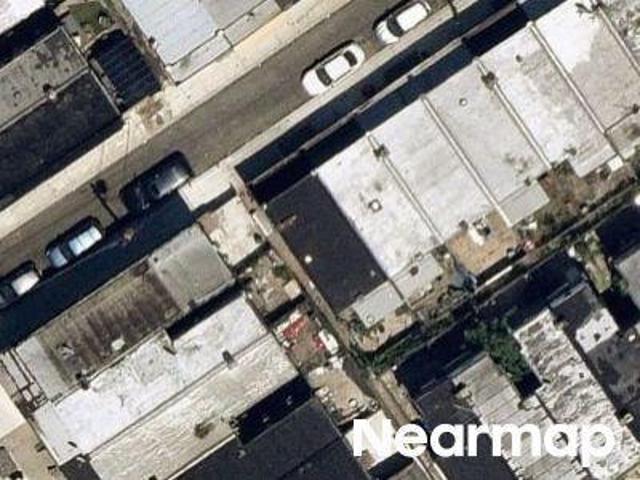 Braddock St