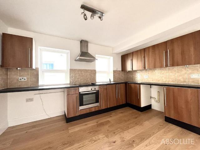 Braddons Hill Road West, The Old. 2 bed flat to rent £795 pcm £183 pw
