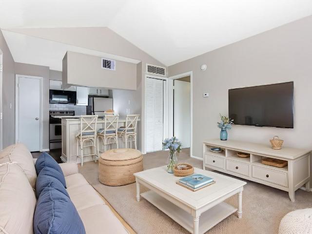 Bradenton Reserve 1 Bedroom Apartment for Rent at 6050 34th St W, Bradenton, FL 34210