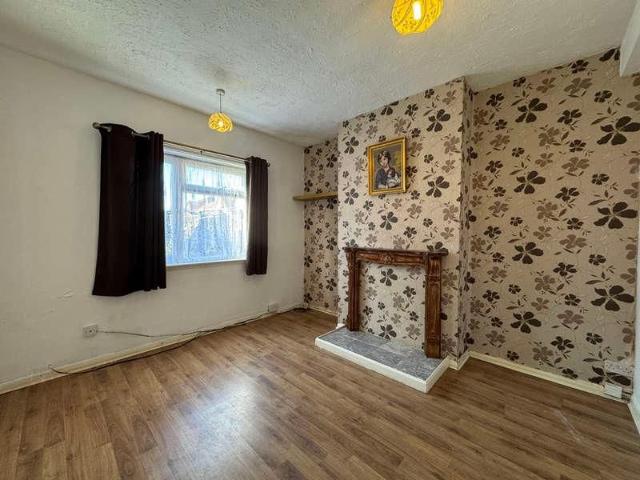 Bradford Road, Dudley, West Midlands, DY2