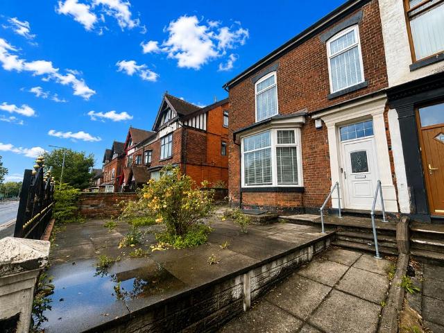 Bradford Street, Bolton, BL2 4 bed semi detached house to rent £1,950 pcm £450 pw