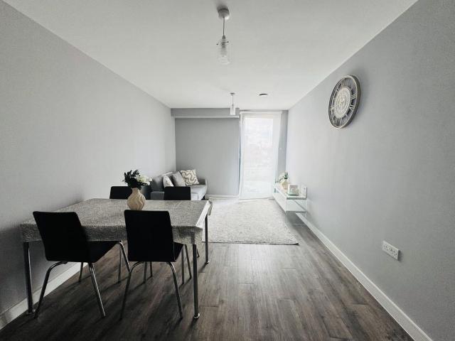 Bradford Street, Birmingham B12, 2 bed flat to rent, £1,150 pcm | PrimeLocation