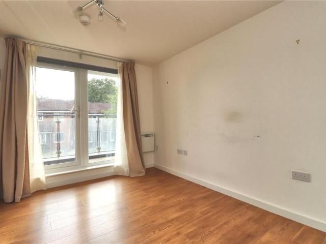 Bradfield Close, Woking 2 bedrooms Property for lettings Seymours