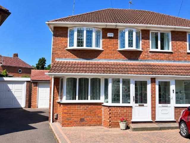Bradfield Road, Birmingham, B42 3 bed house to rent £1,395 pcm £322 pw