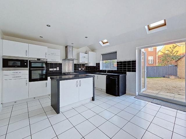 Bradfield Way, Rotherham S60, 5 bed detached house to rent, £1,750 pcm | PrimeLocation