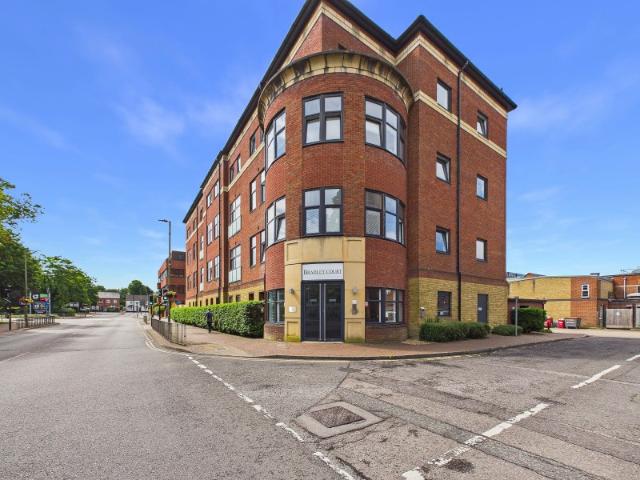 Bradley Court, Camberley 1 bedroomProperty for lettings Seymours