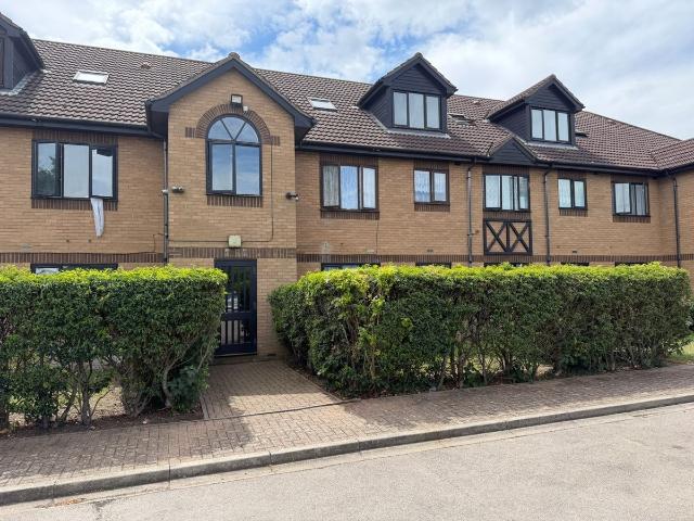 Bradley Road, Enfield EN3, 1 bed flat to rent, £1,450 pcm | PrimeLocation