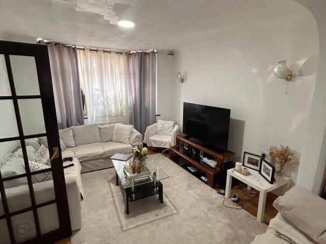 Bradley Road, Luton LU4, 4 bed terraced house to rent, £1,700 pcm | PrimeLocation
