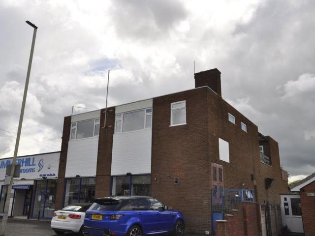 Bradley Street, Pensnett 3 bed flat to rent £950 pcm £219 pw