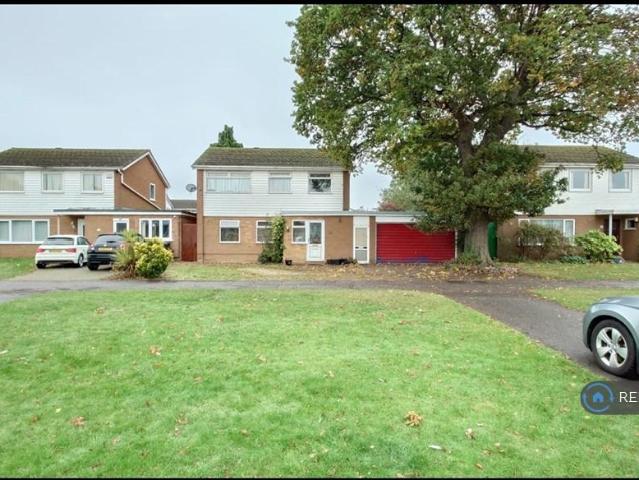 Bradwell Road, Peterborough, PE3 4 bed detached house to rent £1,449 pcm £334 pw