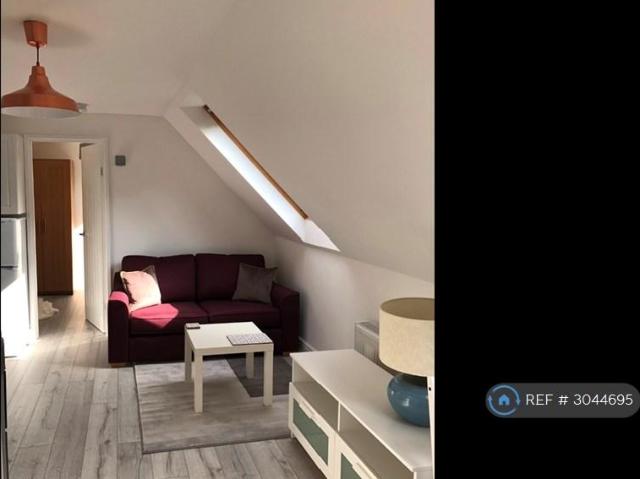Brady Drive, Bromley, BR1 1 bed flat to rent £1,400 pcm £323 pw