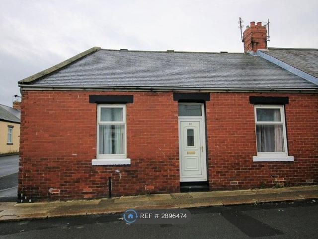 Brady Street, Sunderland SR4, 3 bed end terrace house to rent, £800 pcm | PrimeLocation
