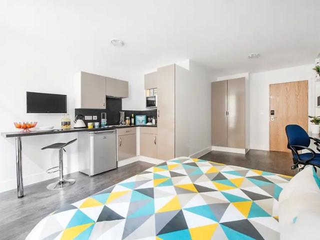 Brae House, Edinburgh Premium Studio