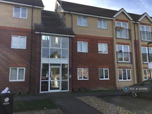 Braeburn Walk, Royston, SG8 2 bed flat to rent £1,250 pcm £288 pw