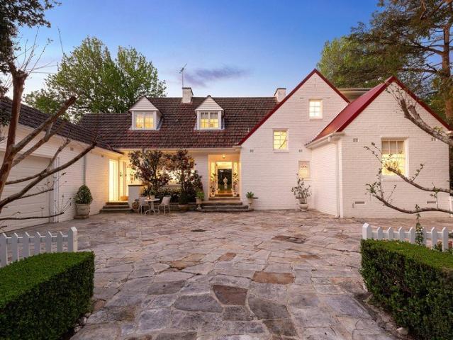 Braeval Generously Proportioned. Perfectly Located. Family Ready