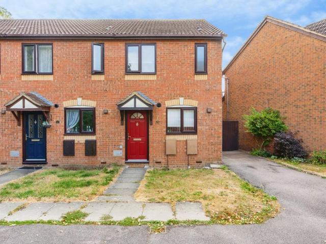 Braford Gardens, Shenley Brook End. 2 bed house to rent £1,400 pcm £323 pw