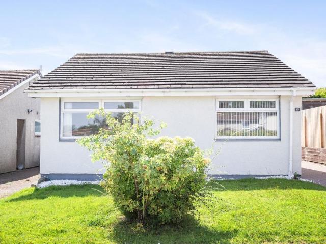Braid Green, Livingston, EH54 2 bed detached bungalow to rent £1,300 pcm £300 pw