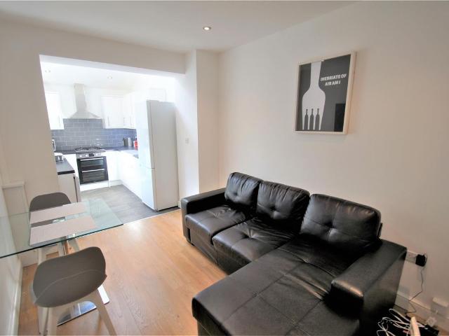 Brailsford Road, Fallowfield M14, 5 bed terraced house to rent, £2,715 pcm | PrimeLocation
