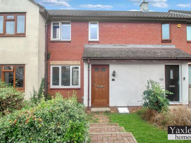 Braintree CM7 2 bed terraced house to rent £1,350 pcm £312 pw