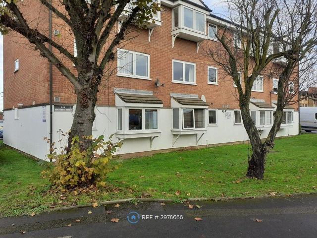 Braithwaite Avenue, Romford RM7, 1 bed flat to rent, £1,200 pcm | PrimeLocation