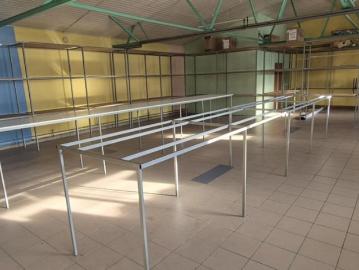Hala magazynowa 372 m² z biurami, monitoringiem i 2 wjazdami