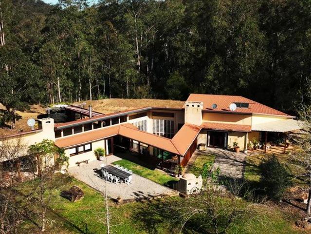 Bramasole Stables Tuscan Style Meets Wollombi Charm