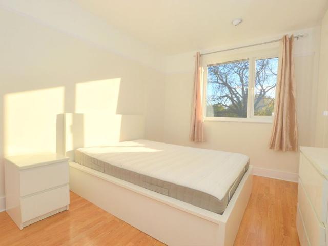 Brambletye Park Road, Redhill, Surrey, RH1