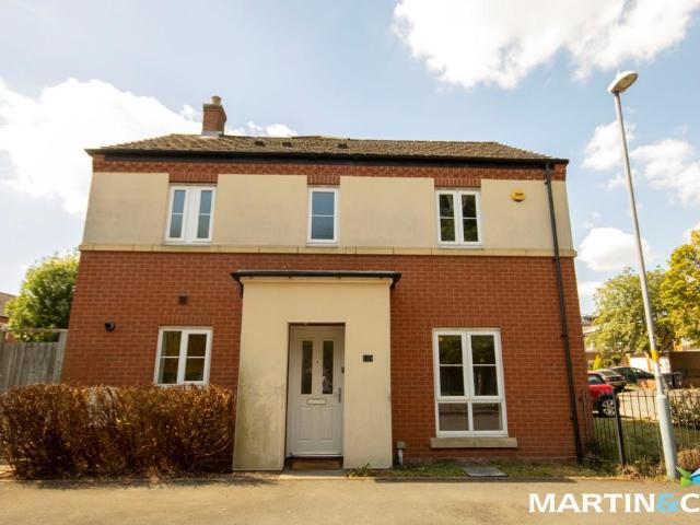 Brambling Road, Park Central, B15 2HT, United Kingdom | 3 bed duplex for rent #127311788 | Rentberry