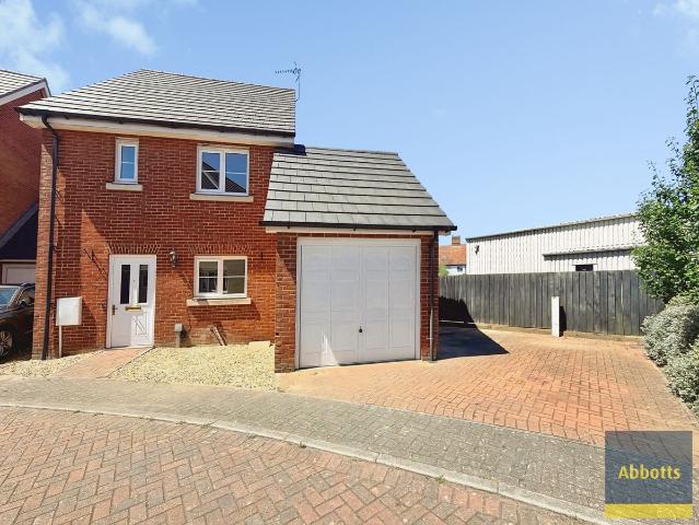 Bramford Court, Stowmarket IP14, 3 bed property to rent, £1,350 pcm | PrimeLocation