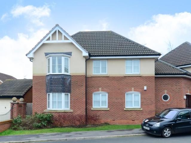 Bramley, Rotherham S66, 2 bed flat to rent, £850 pcm | PrimeLocation