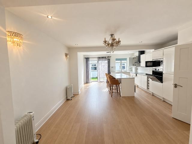 Brampton Road, Bexleyheath DA7, 3 bed end terrace house to rent, £2,600 pcm | PrimeLocation