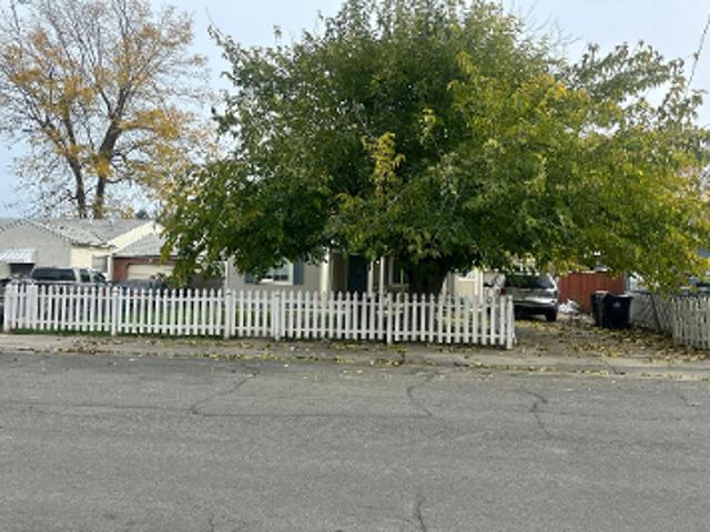 Branch St