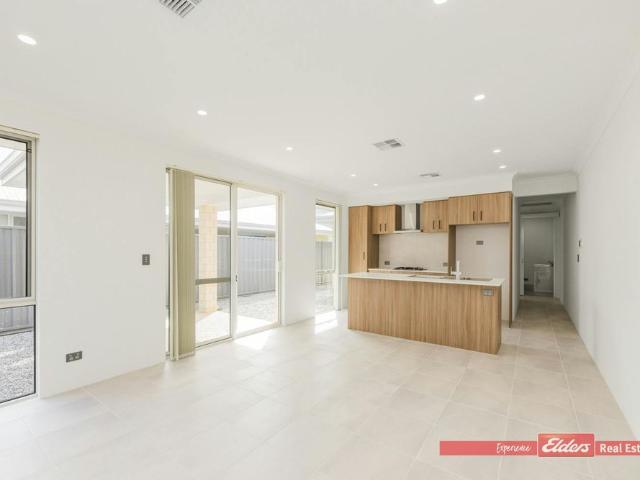 Brand New 3 x 2 with Ducted AC!