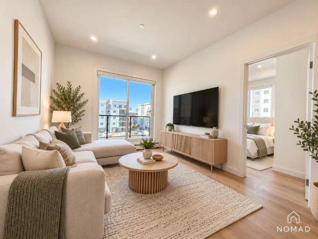 BRAND NEW 3 BED + 2 BATH CORNER UNIT | UNDERGROUND PARKING & STORAGE INCLUDED | — 2 Bedrooms Condo Unit