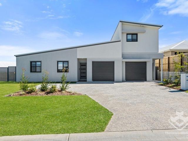 BRAND NEW 3 BED DUPLEX WITH AIR CONDITIONING NOW