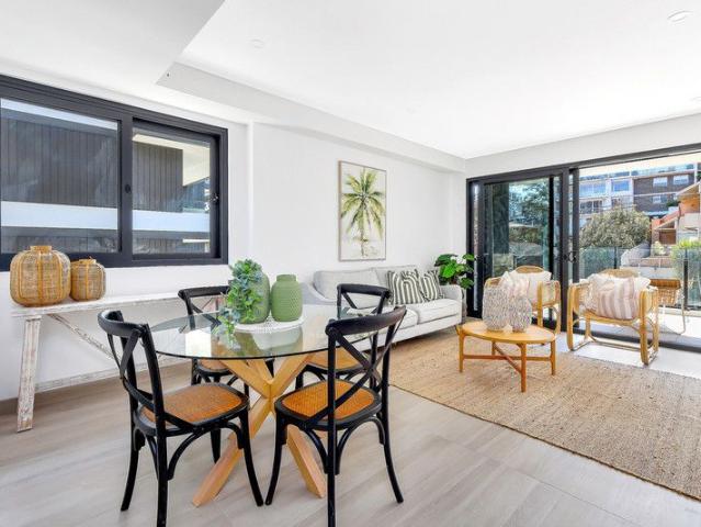 Brand New 3 Bedroom Apartment La Riviera Residences