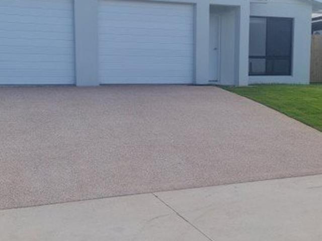 Brand new 3 bedroom Dulpex